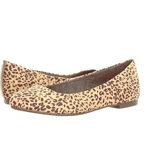 Dr. Scholl’s animal print memory foam flat